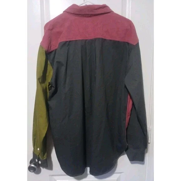 Urban Outfitters Colorblock Patchwork Button Up Shirt 90s Vintage Style M -NWT - Picture 2 of 8